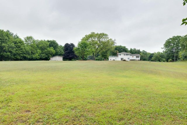 S93W31289 County Road NN, Mukwonago, WI 53149