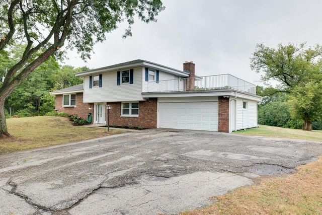 S93W31289 County Road NN, Mukwonago, WI 53149