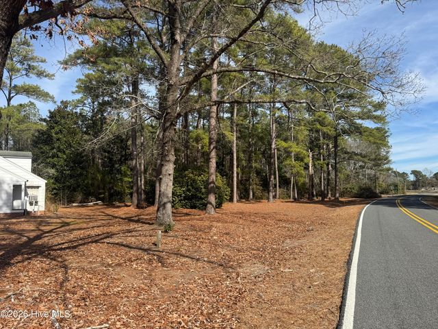 154 Sunset Park Road, Bladenboro, NC 28320