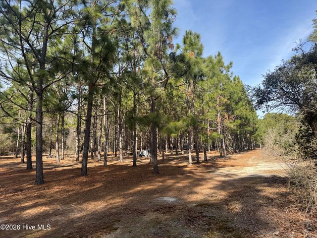 154 Sunset Park Road, Bladenboro, NC 28320