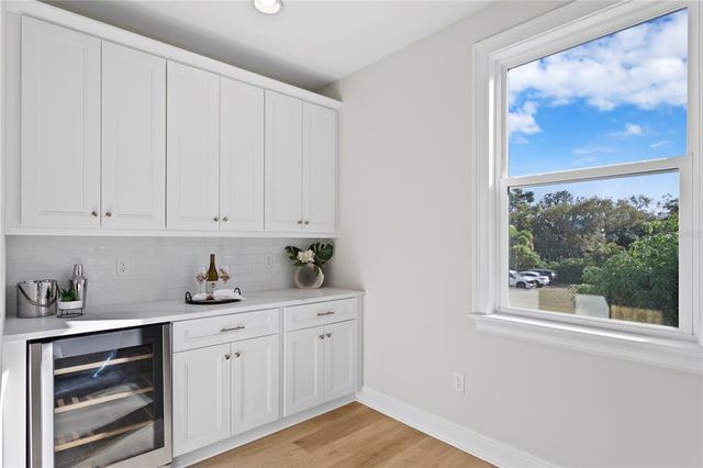 208 W FRANCES AVENUE 2, Tampa, FL 33602