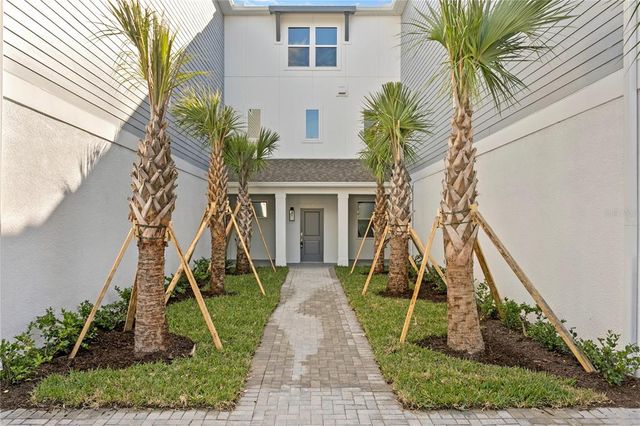 208 W FRANCES AVENUE 2, Tampa, FL 33602