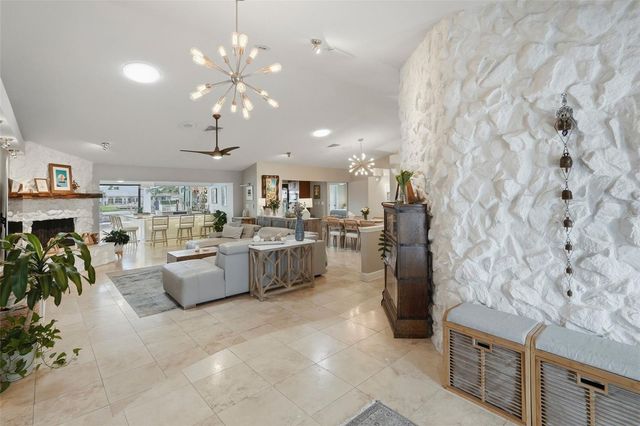 4424 45TH STREET S, St Petersburg, FL 33711