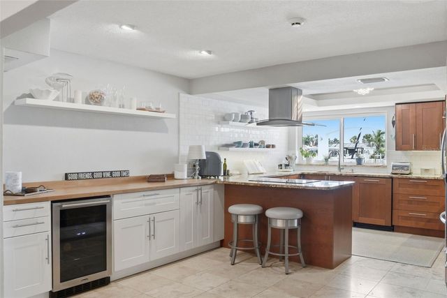 4424 45TH STREET S, St Petersburg, FL 33711