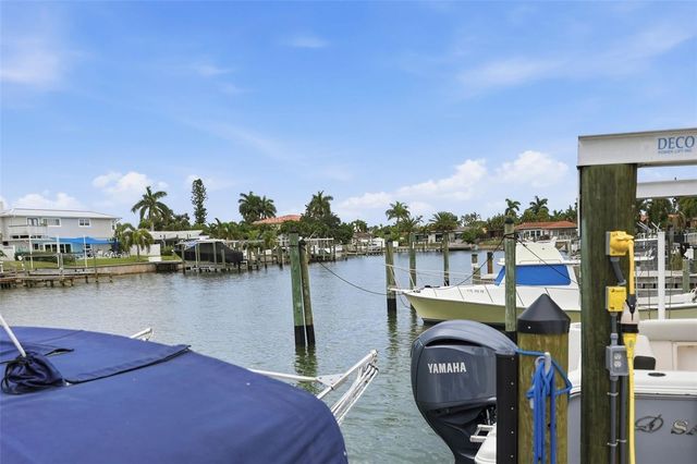 4424 45TH STREET S, St Petersburg, FL 33711