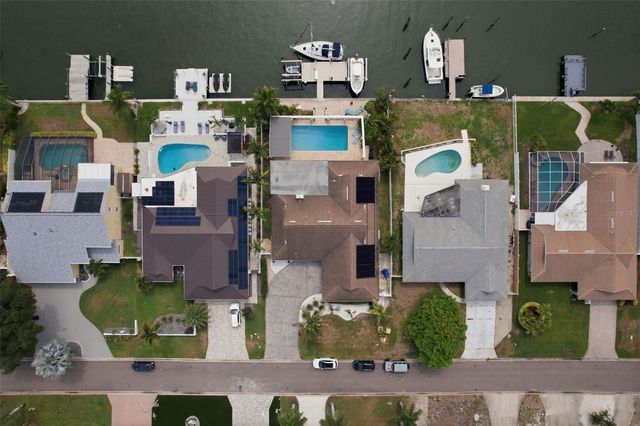 4424 45TH STREET S, St Petersburg, FL 33711