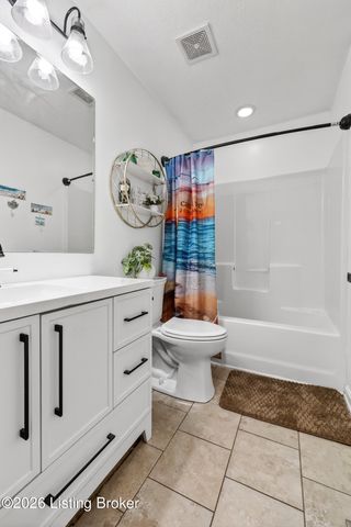 7311 Brook Meadow Dr, Louisville, KY 40228