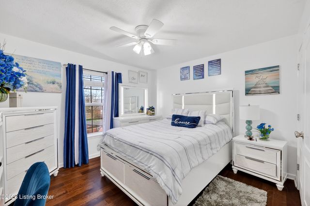 7311 Brook Meadow Dr, Louisville, KY 40228