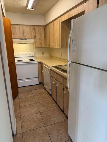 3022 SE 5TH TERRACE B, Ocala, FL 34471