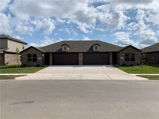 430 Rineel Avenue, Centerton, AR 72719