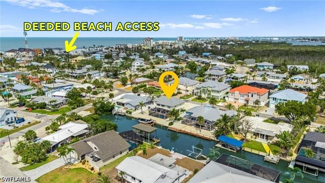 320 Madison CT, Fort Myers Beach, FL 33931