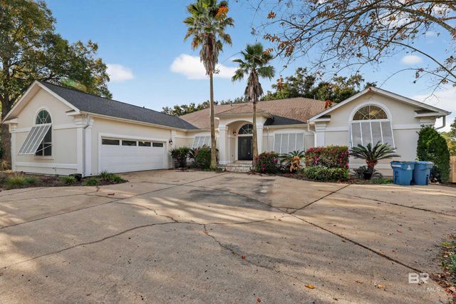 513 Wedgewood Drive, Gulf Shores, AL 36542