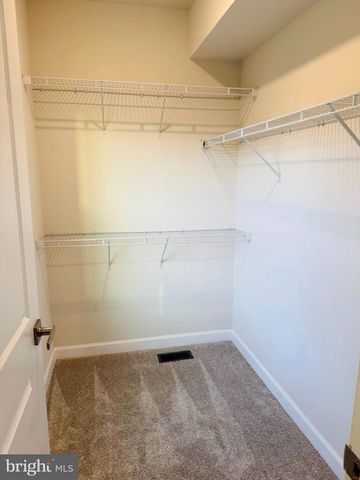 43791 METRO TER, Ashburn, VA 20147