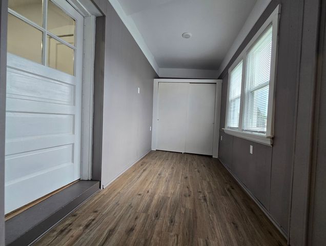 4140 N Marmora Avenue, Chicago, IL 60634
