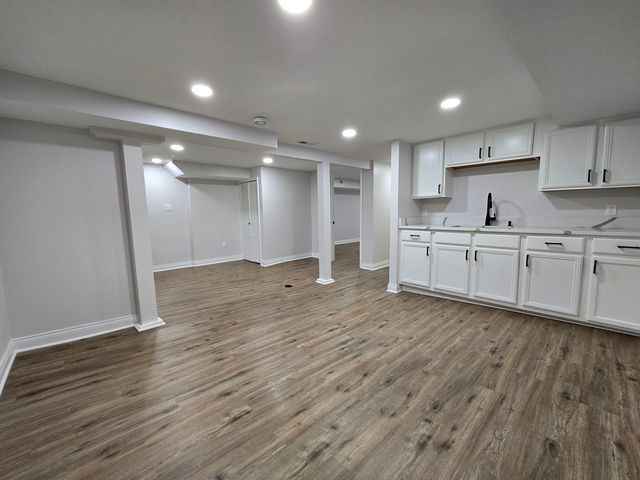 4140 N Marmora Avenue, Chicago, IL 60634
