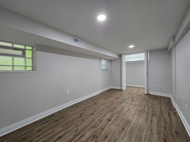 4140 N Marmora Avenue, Chicago, IL 60634