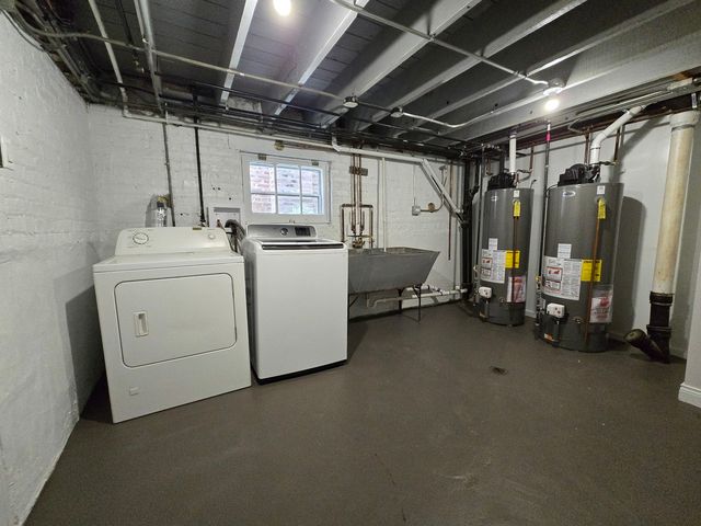 4140 N Marmora Avenue, Chicago, IL 60634
