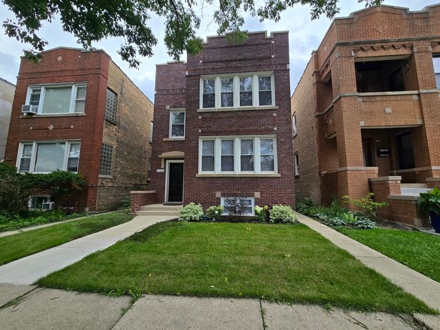 4140 N Marmora Avenue, Chicago, IL 60634