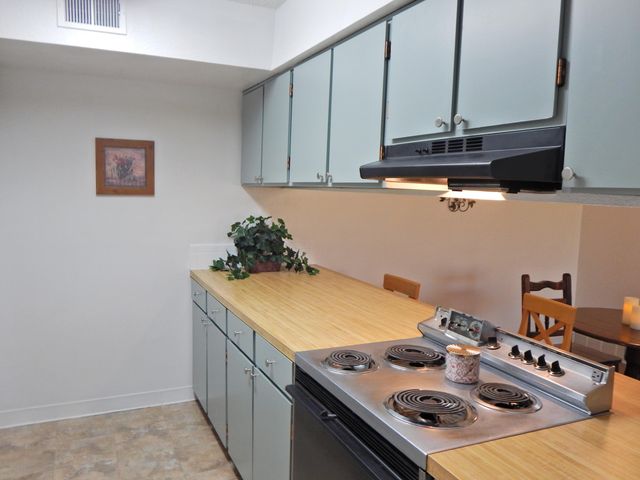 3857 Montgomery Boulevard NE APT 1234, Albuquerque, NM 87109