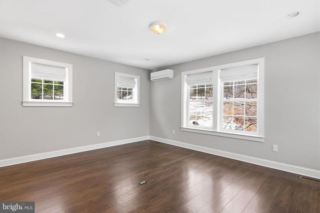 3039 DURHAM RD, Doylestown, PA 18902