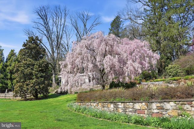 3039 DURHAM RD, Doylestown, PA 18902