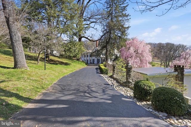 3039 DURHAM RD, Doylestown, PA 18902