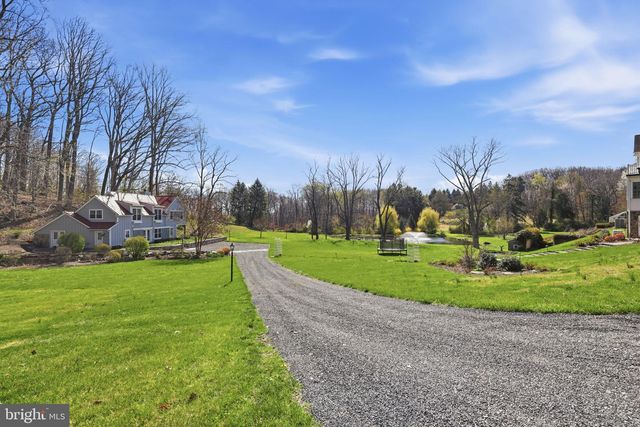 3039 DURHAM RD, Doylestown, PA 18902