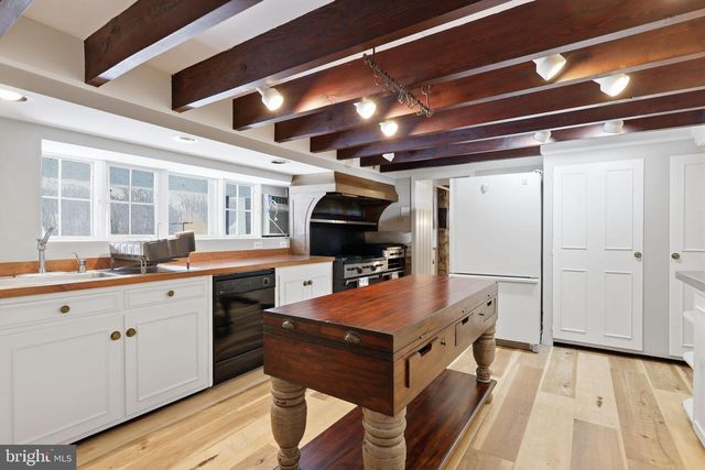 3039 DURHAM RD, Doylestown, PA 18902