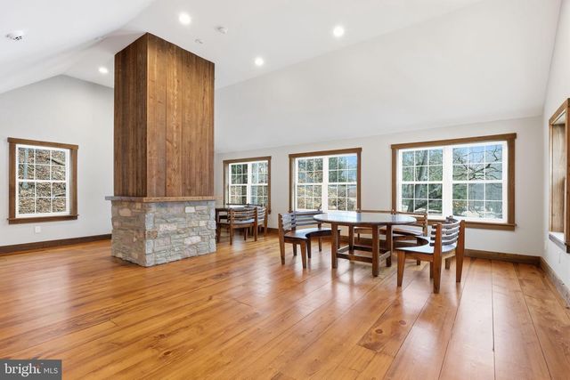 3039 DURHAM RD, Doylestown, PA 18902