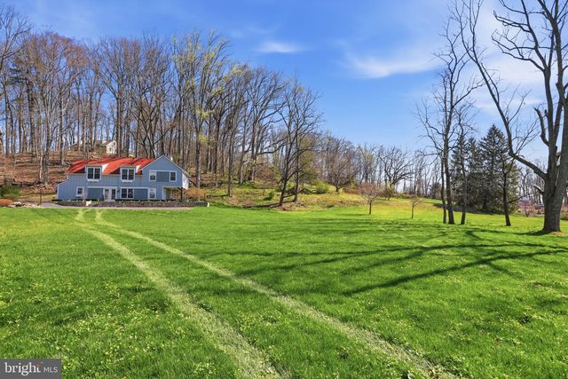 3039 DURHAM RD, Doylestown, PA 18902