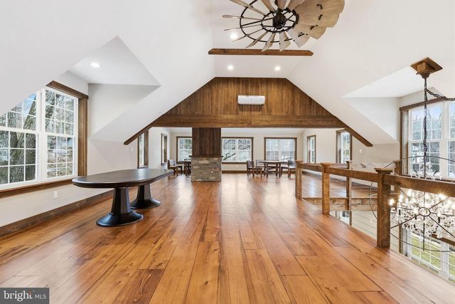 3039 DURHAM RD, Doylestown, PA 18902