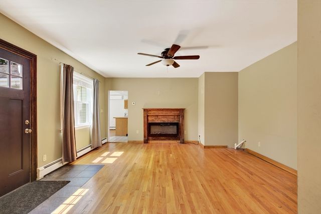 127 Mechanic St 1, Canton, MA 02021