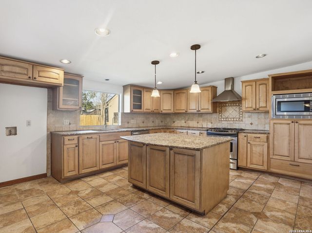 543 robinhood, San Antonio, TX 78209