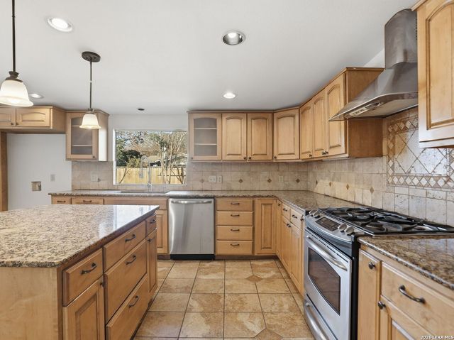 543 robinhood, San Antonio, TX 78209