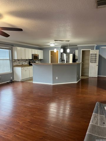 323 Big Hawk, New Braunfels, TX 78130