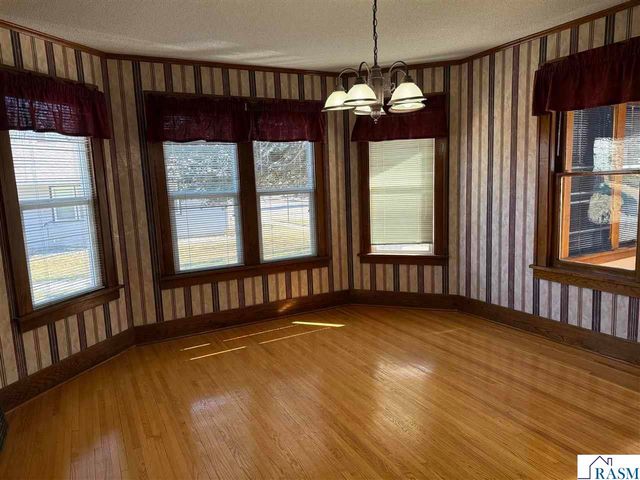 826 3rd Street, Nicollet, MN 56074