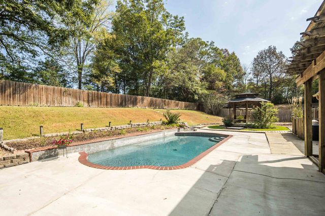 2730 FAIRWAY GLEN CV, Collierville, TN 38017