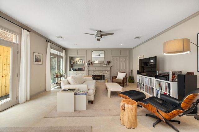 1806 Potomac Drive C, Houston, TX 77057