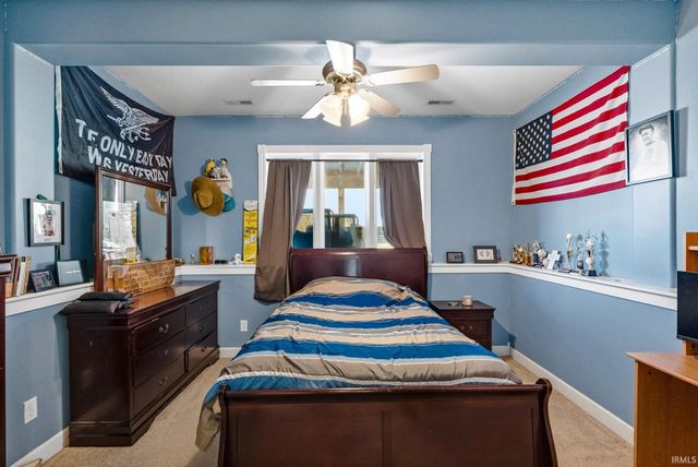 5185 N Sawgrass Lane, Leesburg, IN 46538