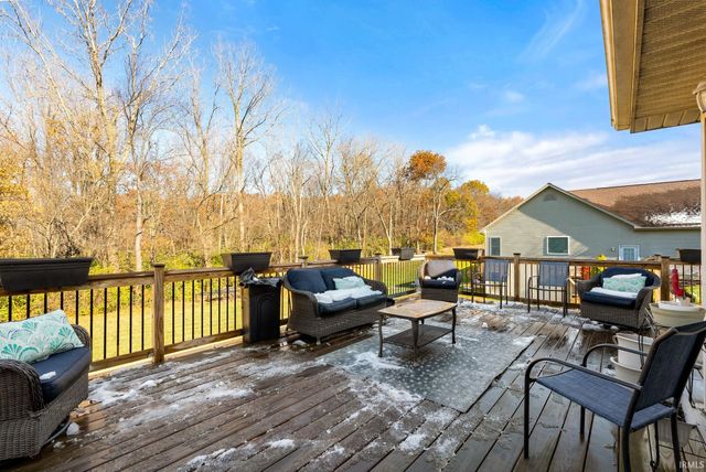 5185 N Sawgrass Lane, Leesburg, IN 46538