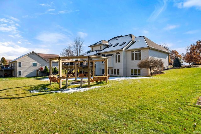 5185 N Sawgrass Lane, Leesburg, IN 46538