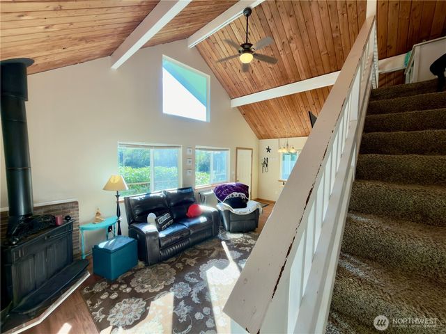 292 Calawah Street SW, Ocean Shores, WA 98569