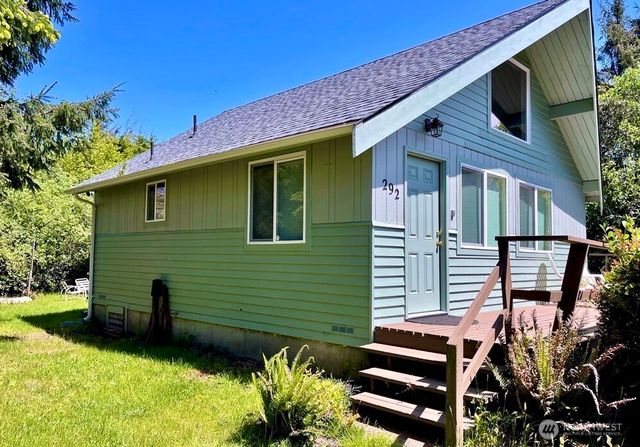 292 Calawah Street SW, Ocean Shores, WA 98569