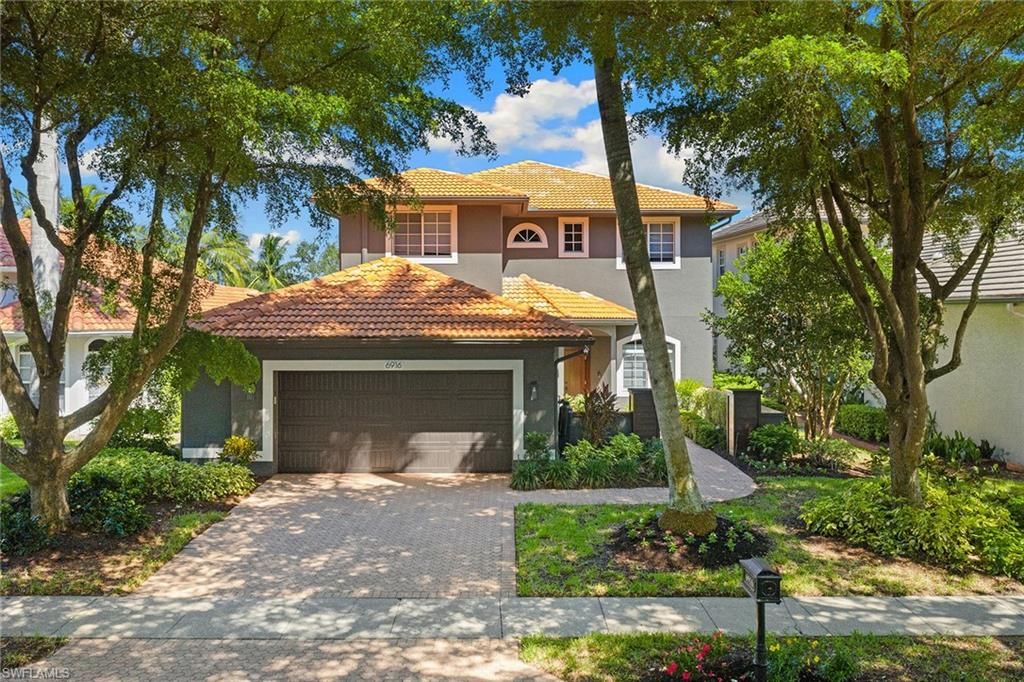 6916 Anthurium LN, Naples, FL 34113
