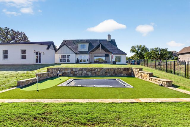 100 Fairway View Court, Lipan, TX 76462
