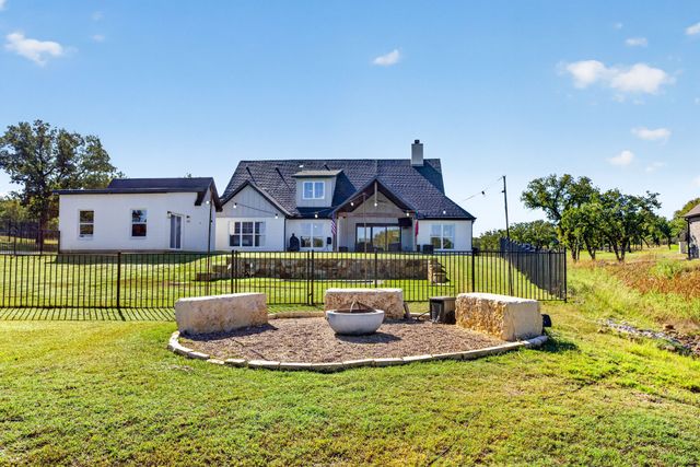100 Fairway View Court, Lipan, TX 76462