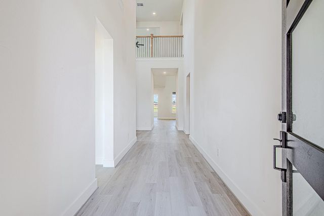 153 Peninsula Point Drive, Montgomery, TX 77356