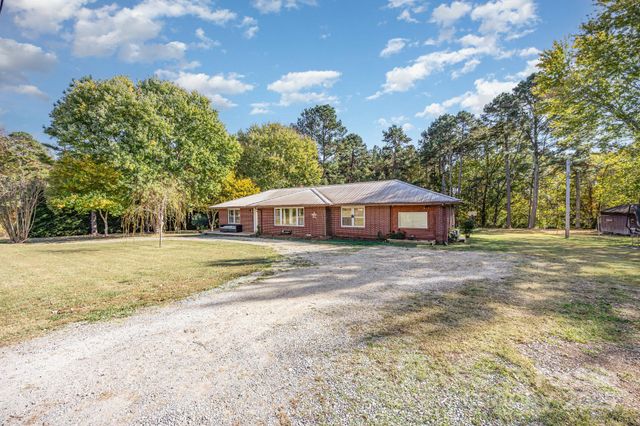 356 eastside Drive, Denton, NC 27239