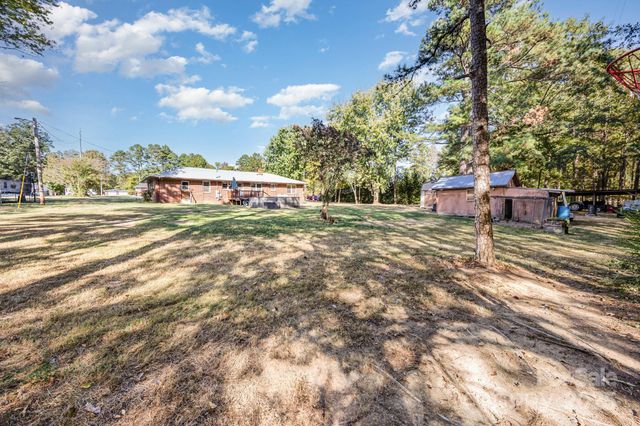 356 eastside Drive, Denton, NC 27239