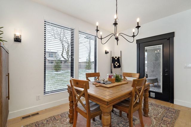 2053 N Riva Ridge Court, Springfield, MO 65802